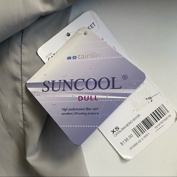 Athleta Catalina Aero Jacket in Silver Gray - Picture 9 of 10